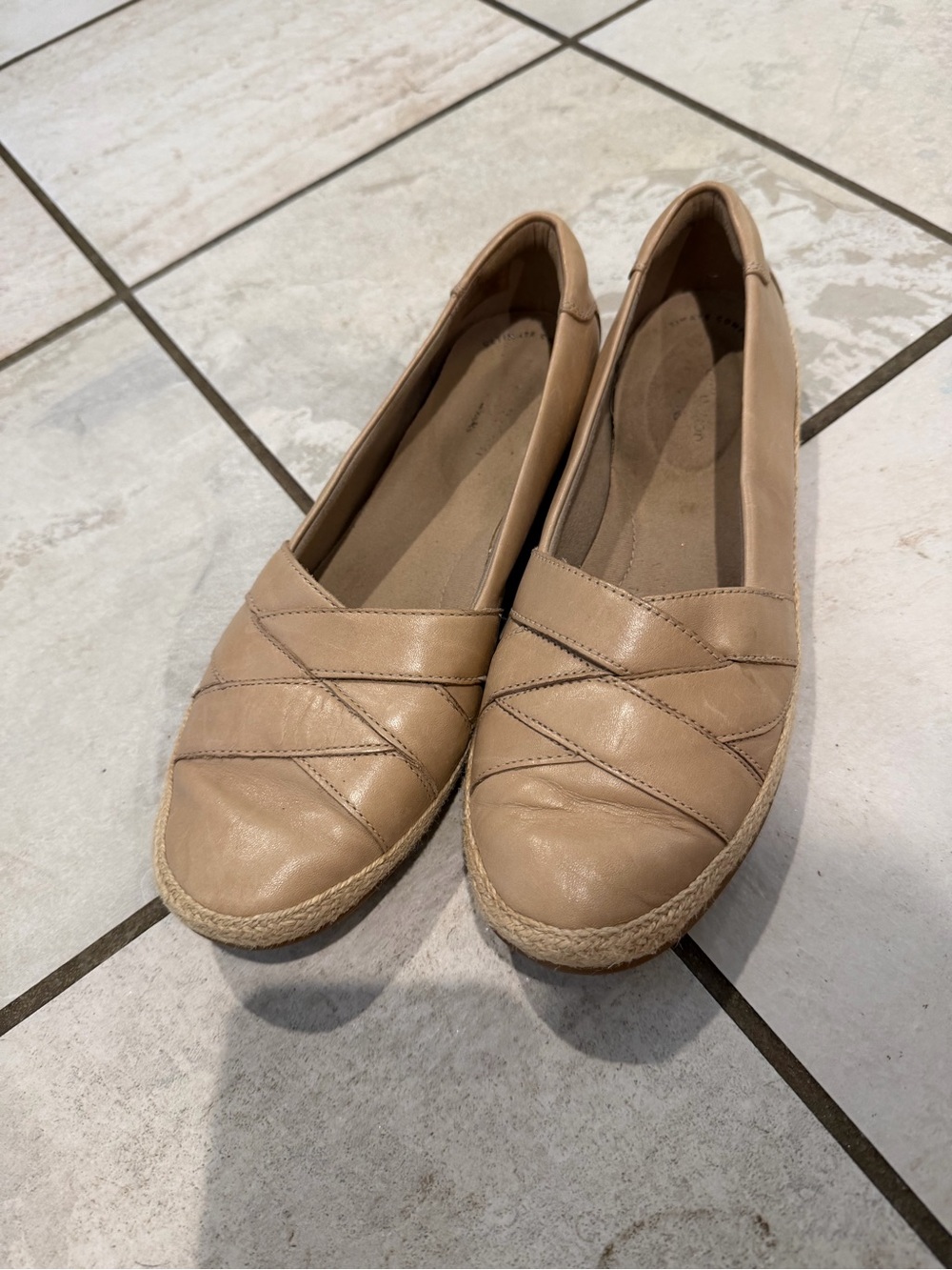 Clarks Women's Tan Leather Espadrille Flats